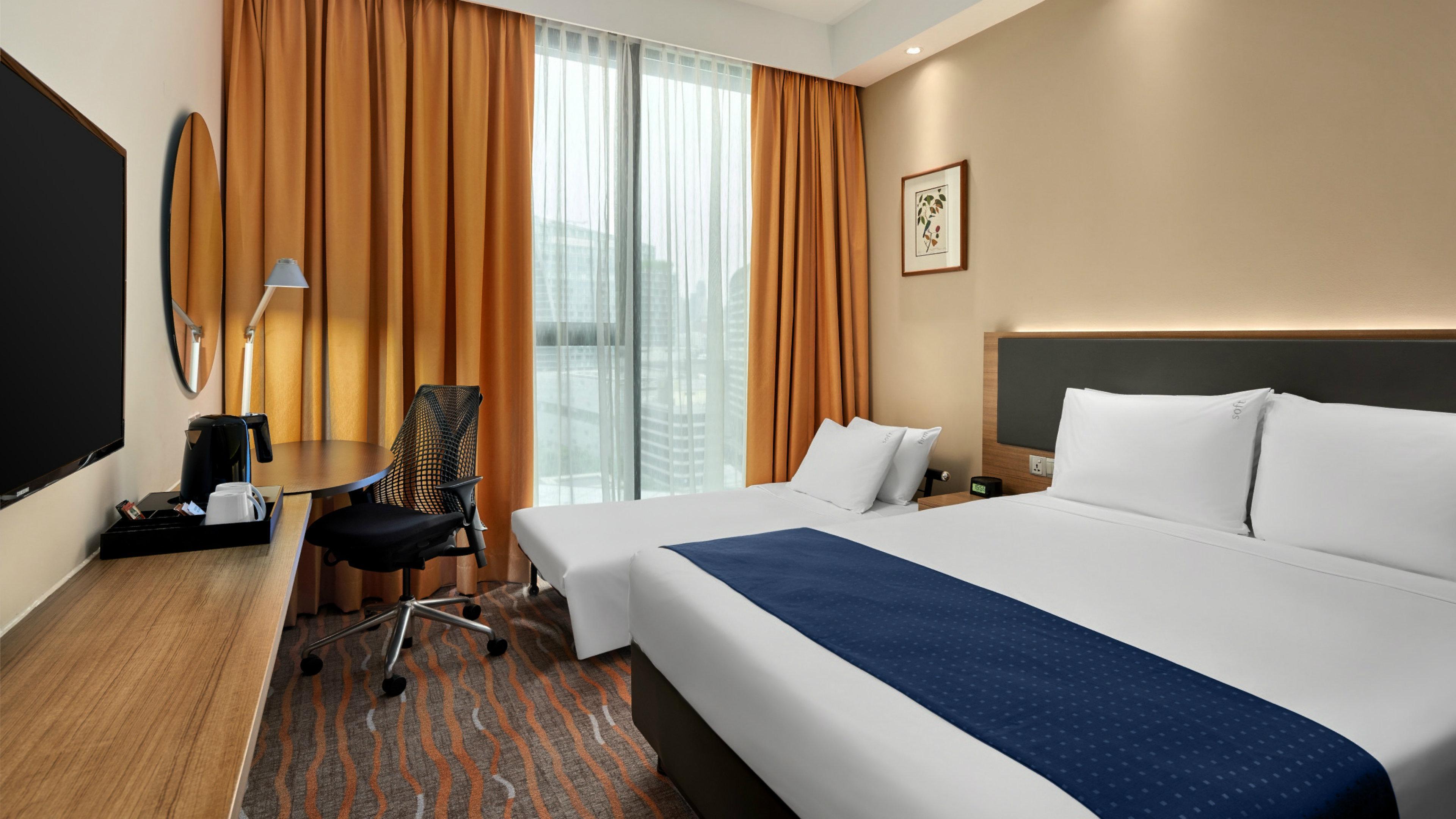 Holiday Inn Express Kota Kinabalu City Centre By Ihg Exterior foto